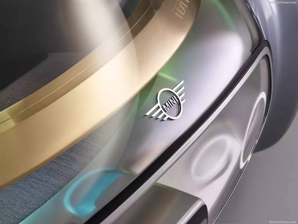 宝马发布的劳斯莱斯和MINI未来百年概念车