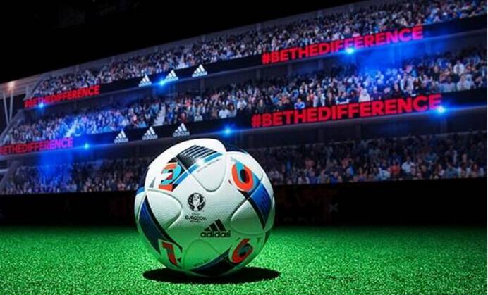 汽车爱上足球 看哪些车企为足球一掷千金