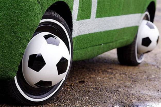 汽车爱上足球 看哪些车企为足球一掷千金