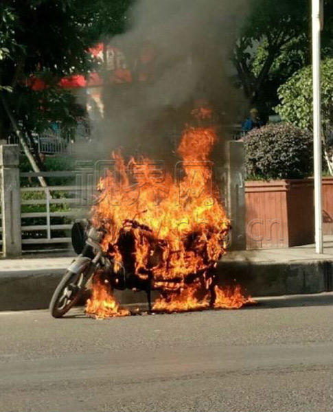 36.6℃!重庆万州摩托车自燃 今午后起迎持续性