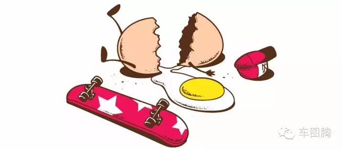 方向盘原本是直的,后来某天它被掰弯了...