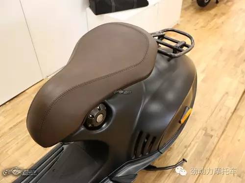 见过真正的高端货吗 极度奢华的Vespa946