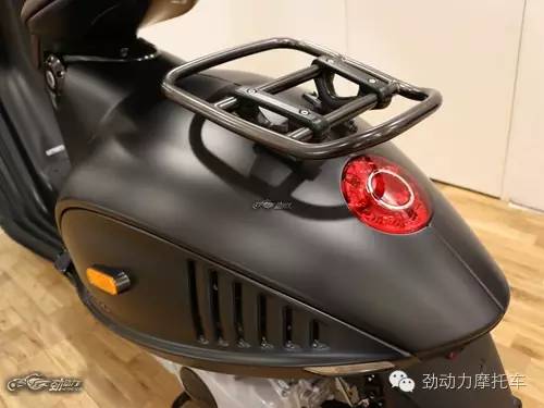 见过真正的高端货吗 极度奢华的Vespa946