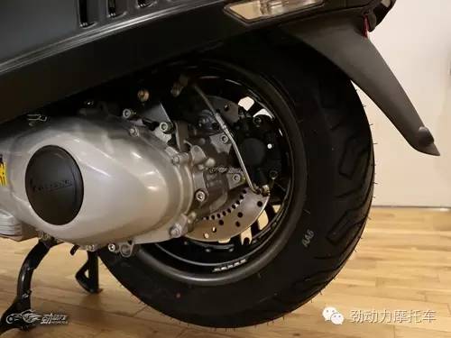 见过真正的高端货吗 极度奢华的Vespa946