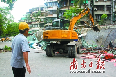 从行动到机制：龙湖创文路径探索