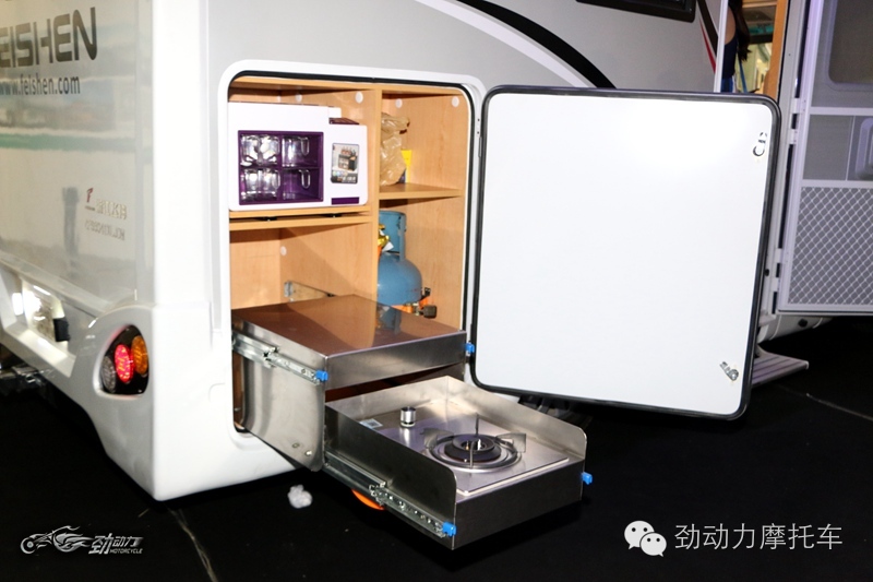 中国房车展业崛起的自主品牌——飞神房车