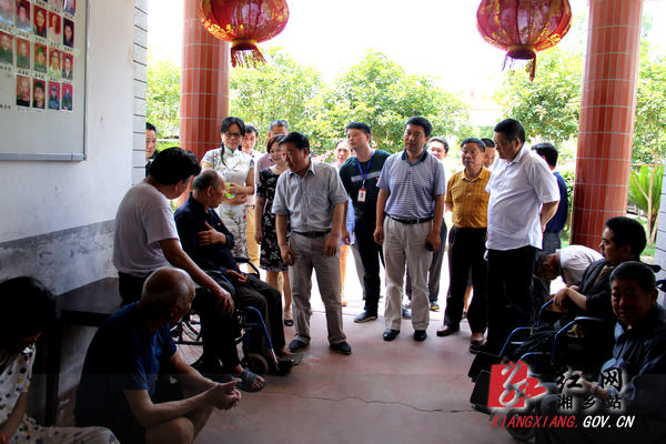 阳建民来湘乡调研农村五保供养和敬老院建设工