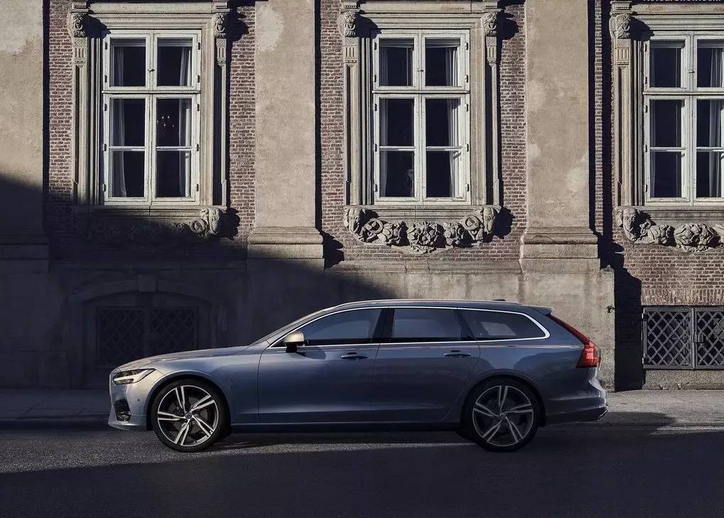 动感再升级 沃尔沃曝S90/V90 R-Design官图