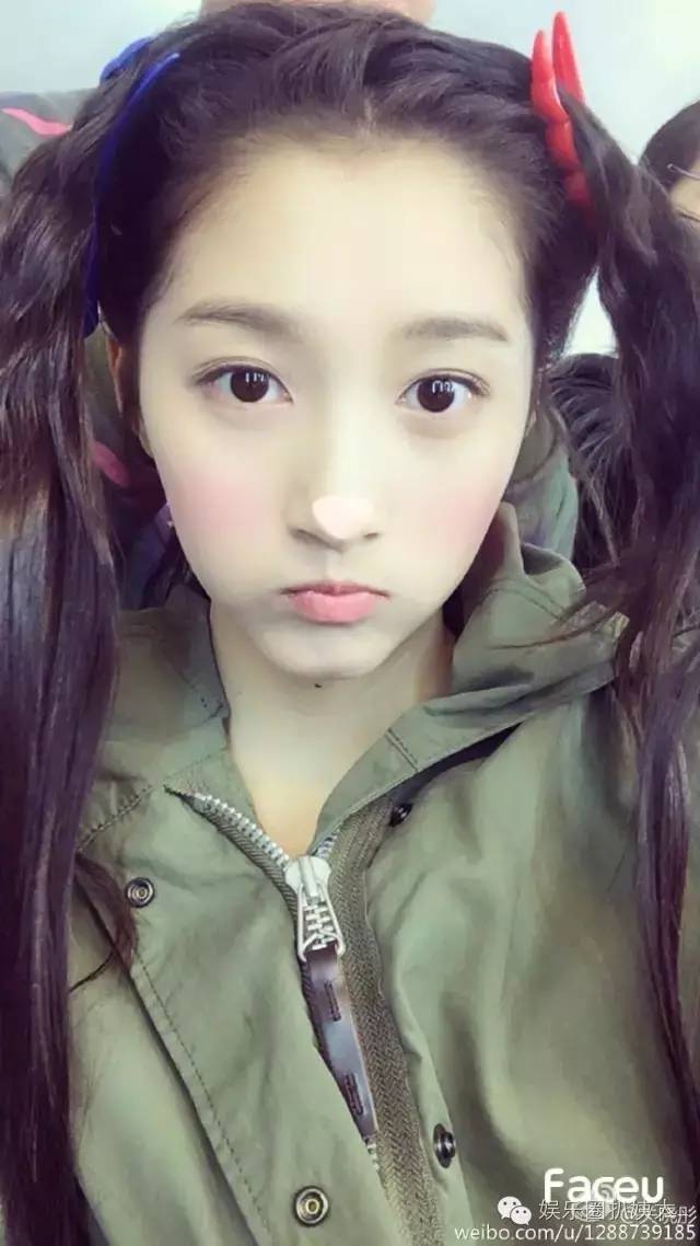 关晓彤高考分数超本科线206分！颜美腿长还是学霸，国民闺女要上天啊！