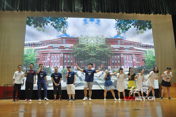 你知道朱镕基的毕业赠言吗?长沙一中毕业礼再