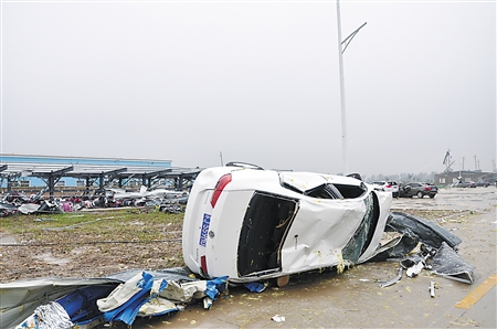 江苏盐城遭龙卷风袭击 78人遇难近500人受伤