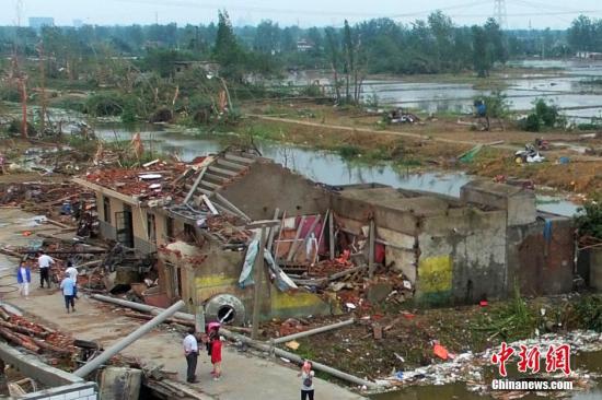 气象台:初步判断盐城有龙卷风发生 尚无法准确预报