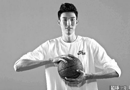 中国人登陆NBA 周琦成第六人|周琦|NBA|火箭队