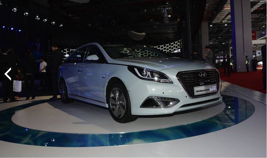 给我一个选混动中型车的理由?