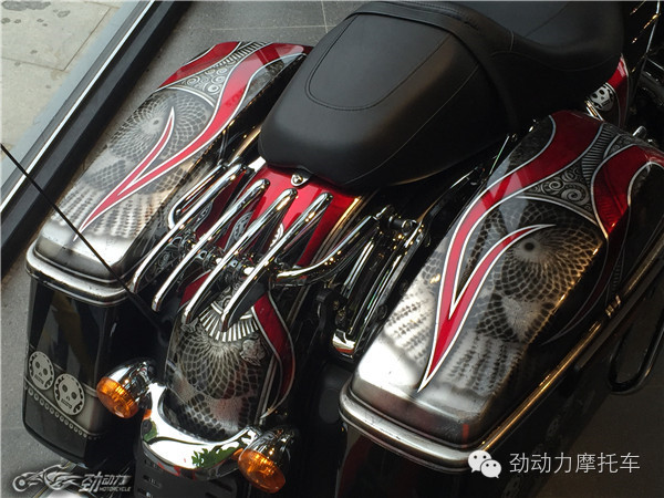 灵与肉的结合你爱吗 摩托车彩绘