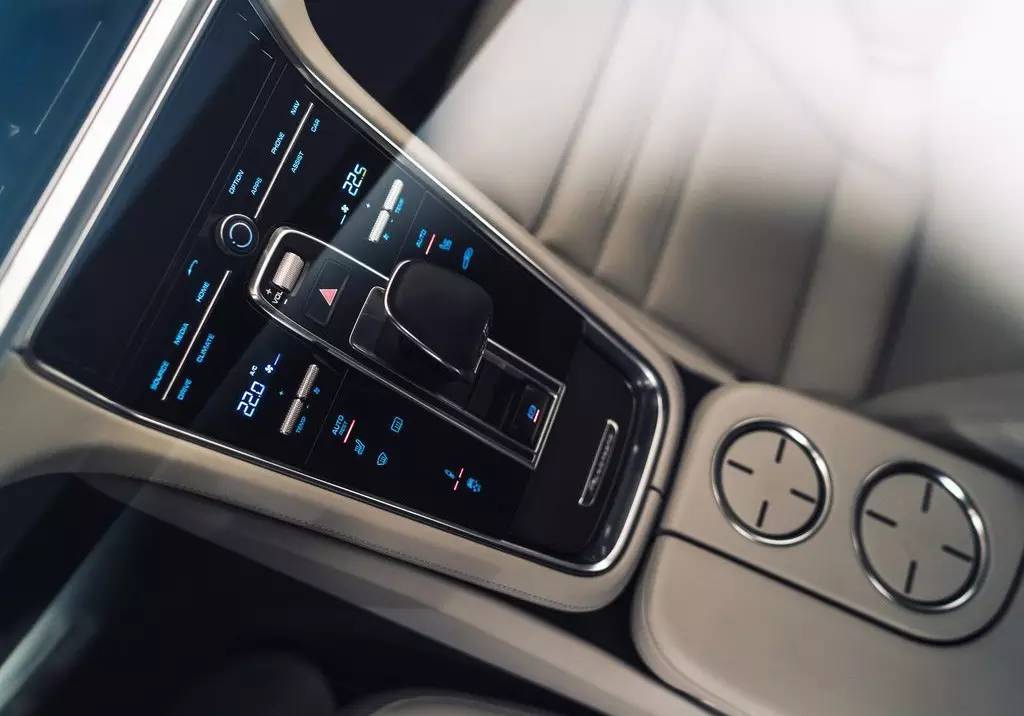 7年之痒,保时捷Panamera二世凌晨登基