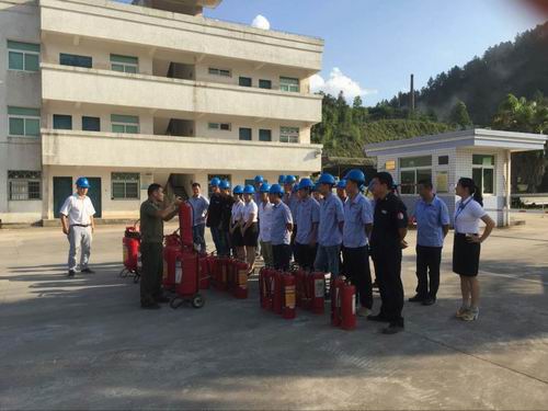闽清大队走进广安天然气公司开展消防安全知识