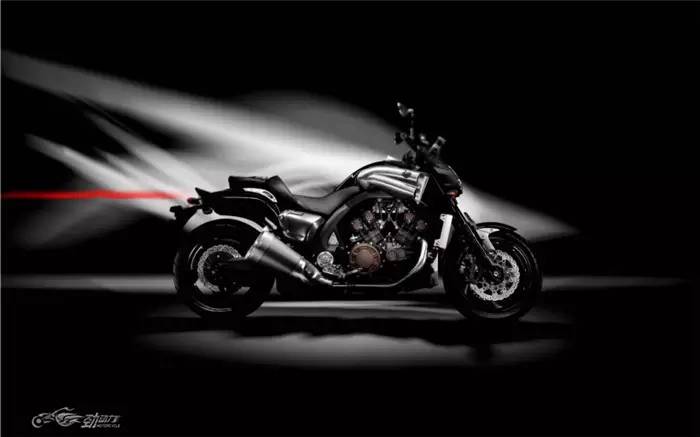 男人的梦想坐骑 雅马哈V-max大魔鬼