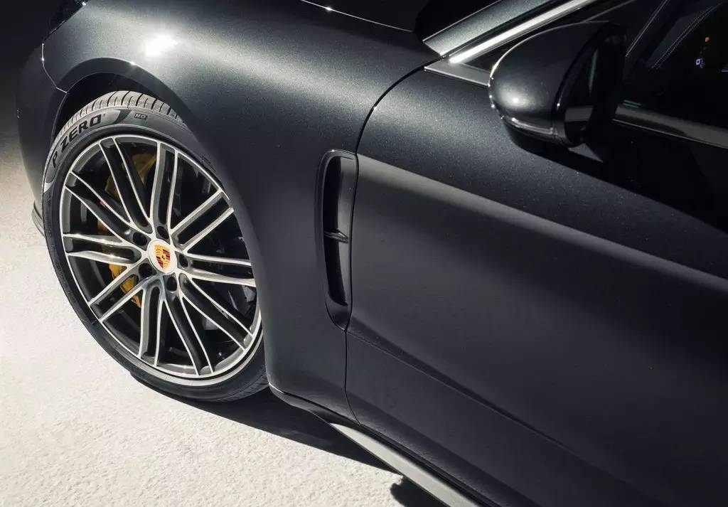 7年之痒,保时捷Panamera二世凌晨登基