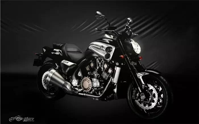 男人的梦想坐骑 雅马哈V-max大魔鬼