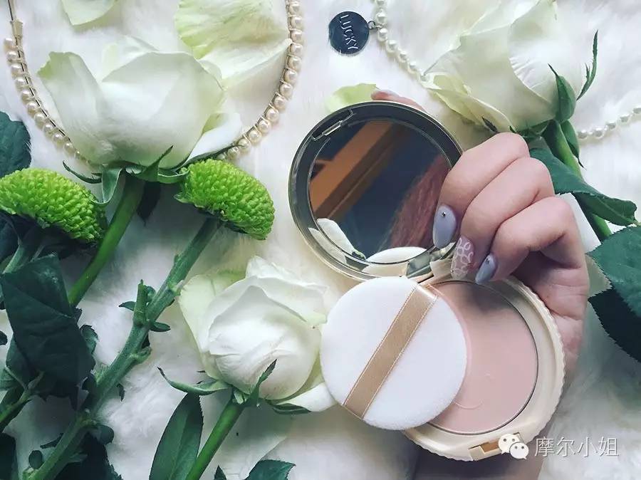 摩尔小姐:日本亚马逊在打折,哪些COSME大赏