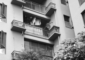 不堪麻将馆噪音搬家 搬家后仍没躲过麻将馆|麻