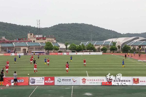 雨湖区中小学生田径运动会开湘超联赛 - 湖南省足球超级联赛赛程`直播`积分榜幕 500余名运动健儿赛场展风采