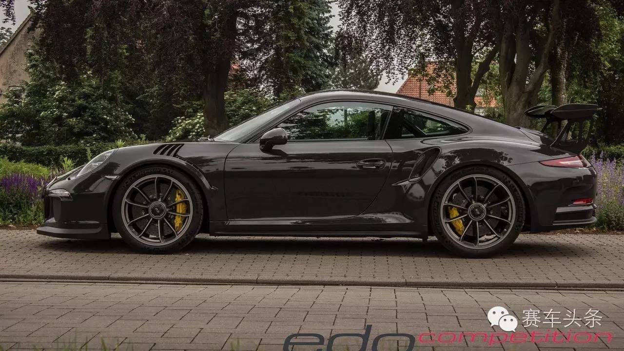 改外观能提升多少性能?911 GT3 RS告诉你