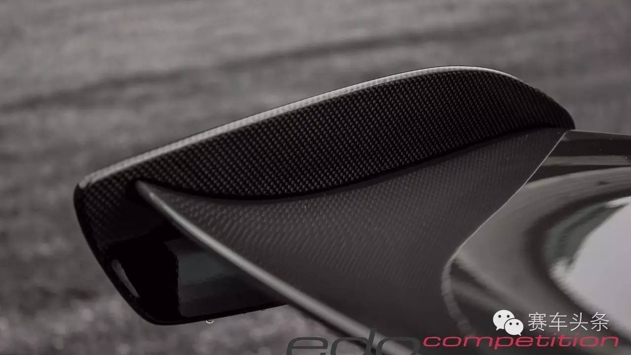 改外观能提升多少性能?911 GT3 RS告诉你