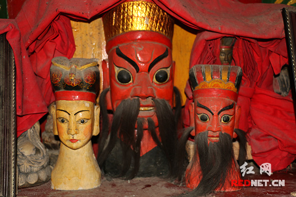 活跃在新化民间的上梅山傩戏（组图）|民间|非物质文化遗产_新浪新闻
