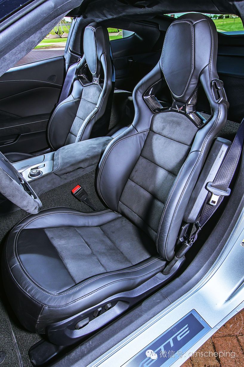 AMG GT、M4、911 谁位于跑车食物链顶端?