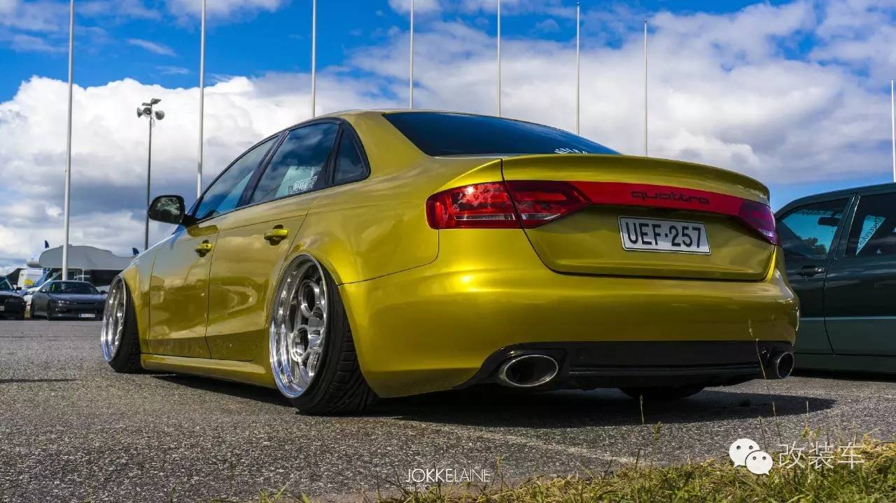 低趴好胚子,金发美女的奥迪A4改装案例