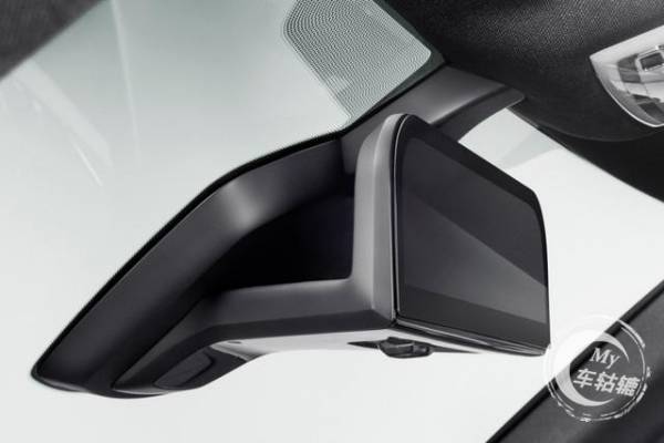 尼玛这车竟然标配无后视镜,吓死爹了!