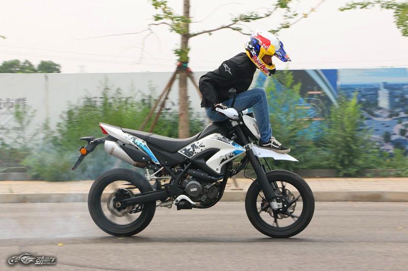 国产滑胎玩得起来吗?贝纳利 BJ250GY-2