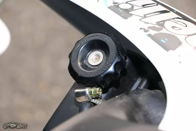 国产滑胎玩得起来吗?贝纳利 BJ250GY-2