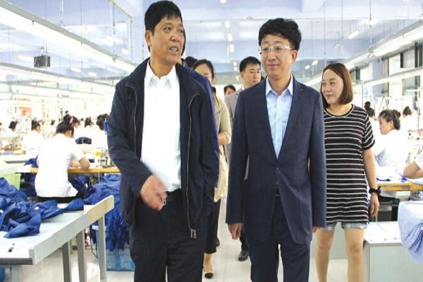 雅戈尔集团董事长李如成、日本伊藤忠商事株式会社中国区副总代表水谷秀文到珲春考察|雅戈尔|珲春|项目_新浪财经_新浪网