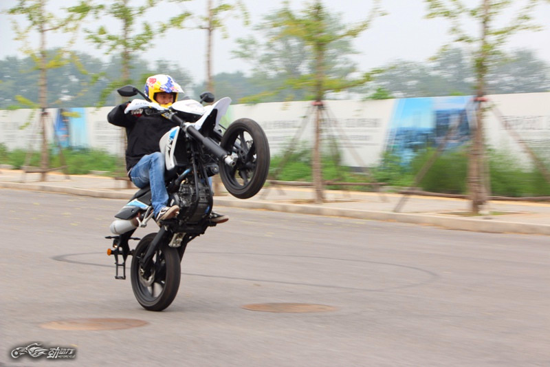 国产滑胎玩得起来吗?贝纳利 BJ250GY-2