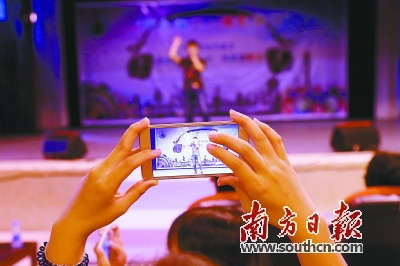 用流行乐方式唱响潮州民乐