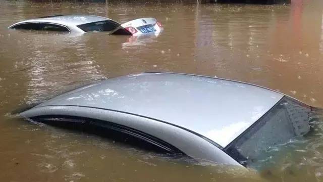 因为熄火做了这个动作直接损失了十几万!