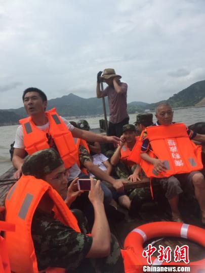 图为：救援现场 壹加壹提供 摄