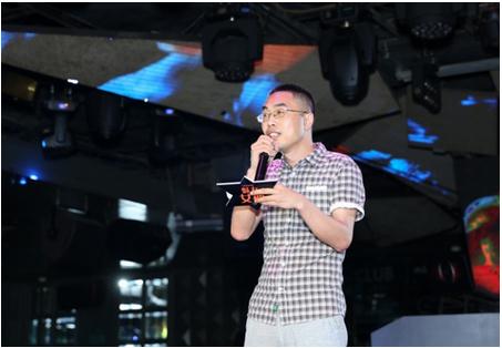 秘乐老总群_海乐达食品厂老总照片(3)
