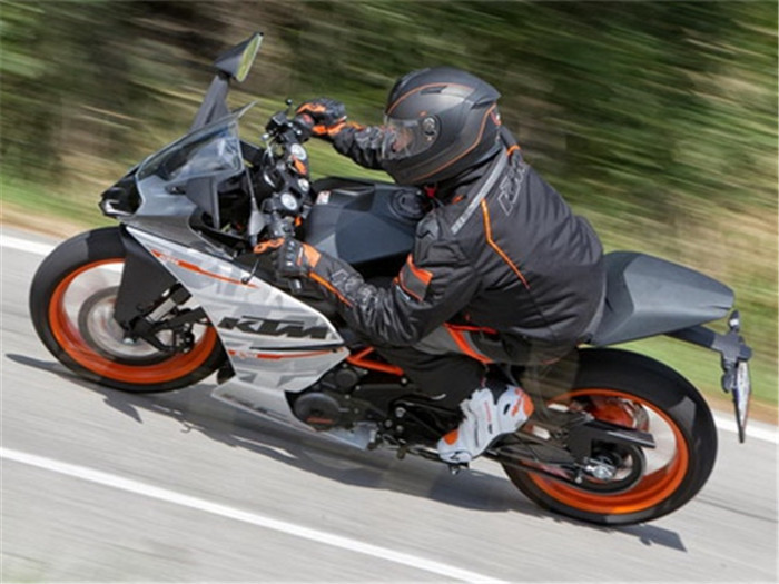 五万元以内的赛道悍将 KTM RC390