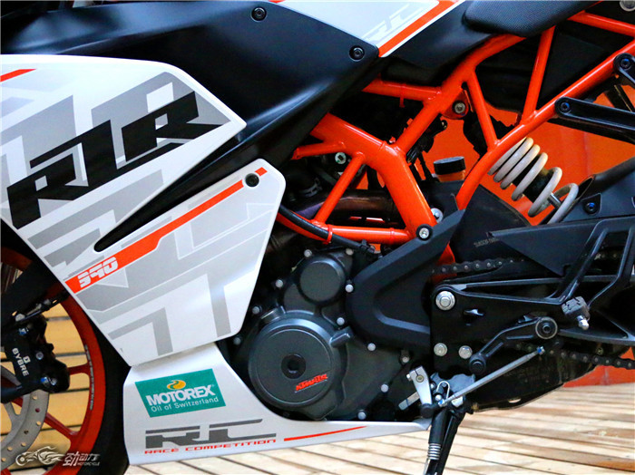 五万元以内的赛道悍将 KTM RC390
