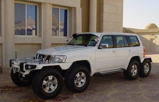 超毁三观 世界上拥有奇葩车最多的人