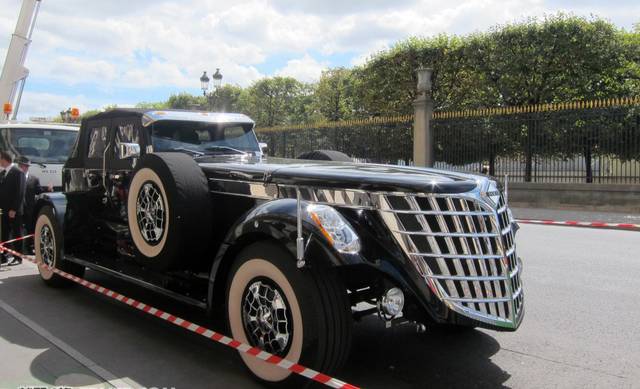 超毁三观 世界上拥有奇葩车最多的人