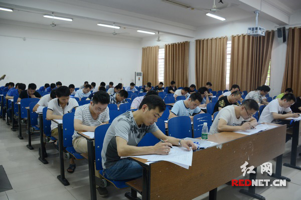 长沙评选十行百星 300多名技能高手亮绝活|长