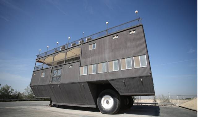 超毁三观 世界上拥有奇葩车最多的人