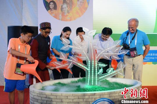 上海国际青少年科技博览会开幕 科技新作亮点多