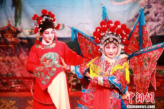 四种山东地方戏香港飚戏 戏迷大呼过瘾|山东