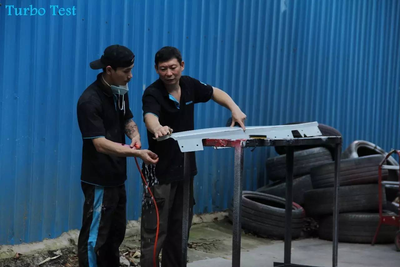 经典再现——国内首台法拉利灰RX-8(上)